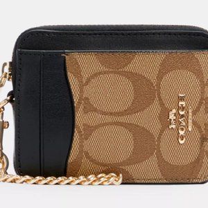 Coach FLASH SALE ‼️ Zip Card Case in Blocked Signature Canvas.